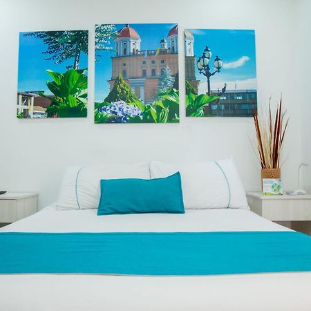 Almaviva Casa Hotel Medellín Zewnętrze zdjęcie