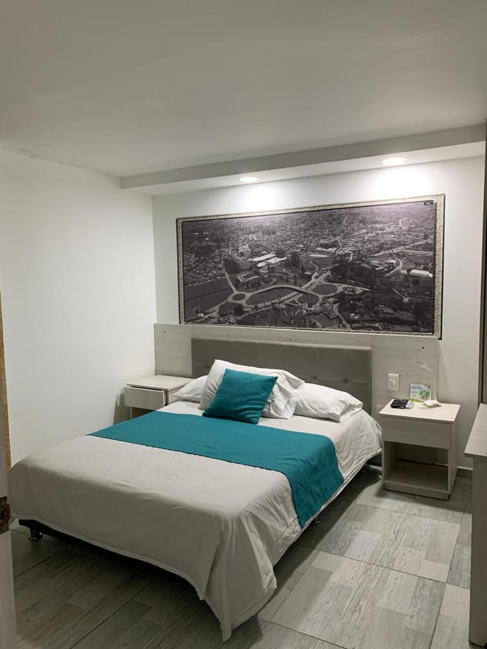 Almaviva Casa Hotel Medellín Zewnętrze zdjęcie