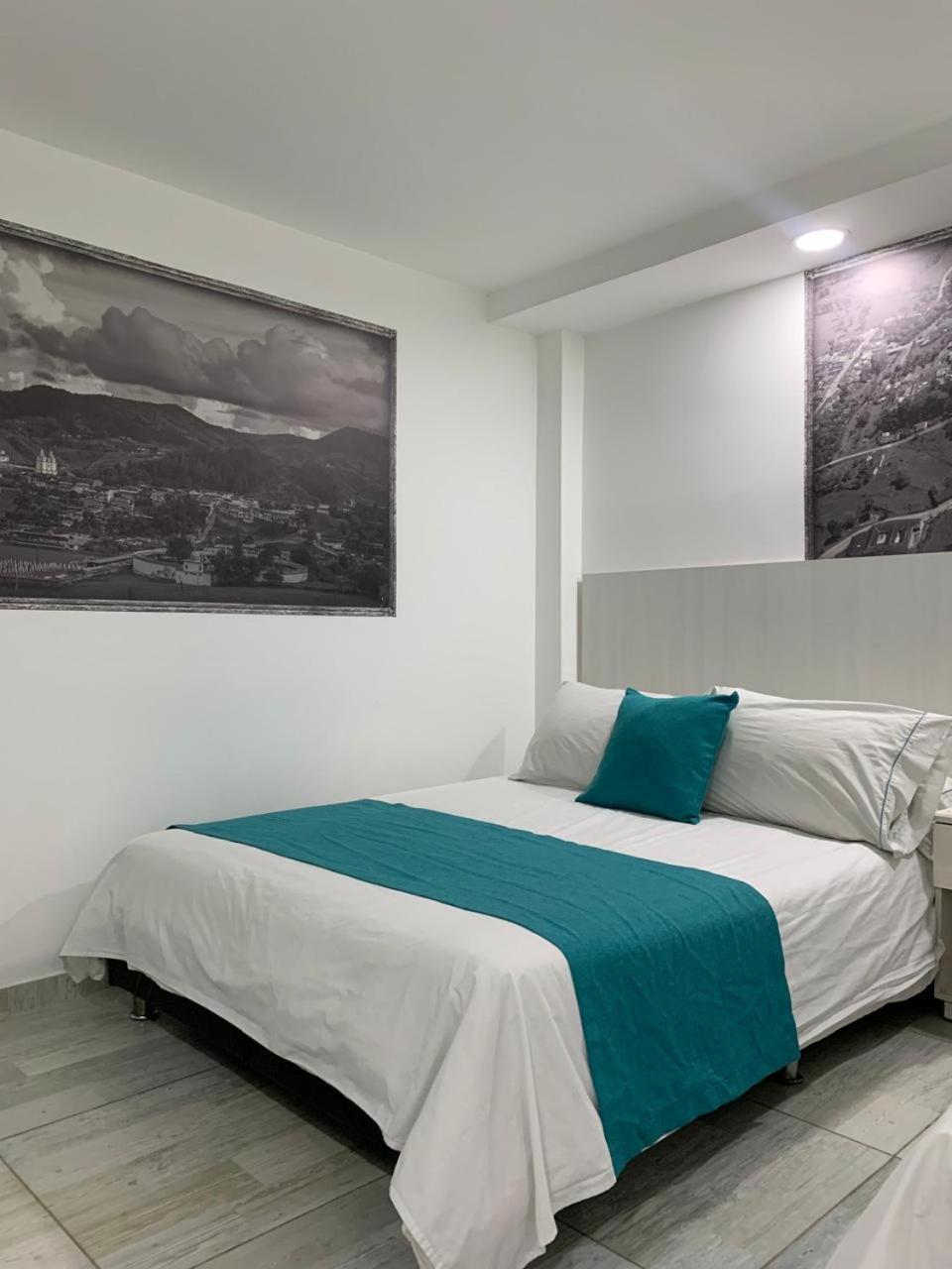 Almaviva Casa Hotel Medellín Zewnętrze zdjęcie